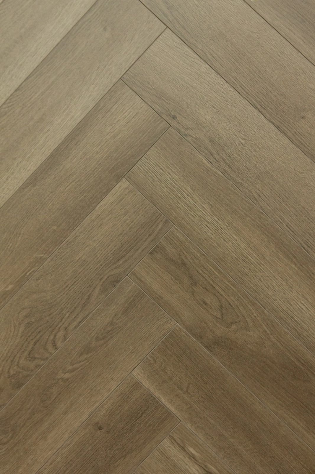 Ламинат Bergalt Herringbone 4V 33кл Дуб Фельсиг